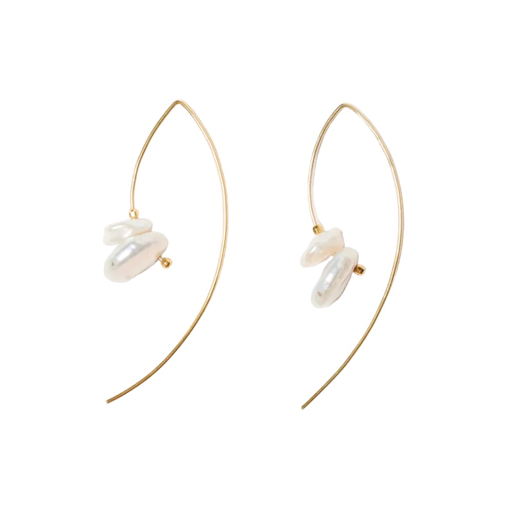Wire Thread White Pearl Earring