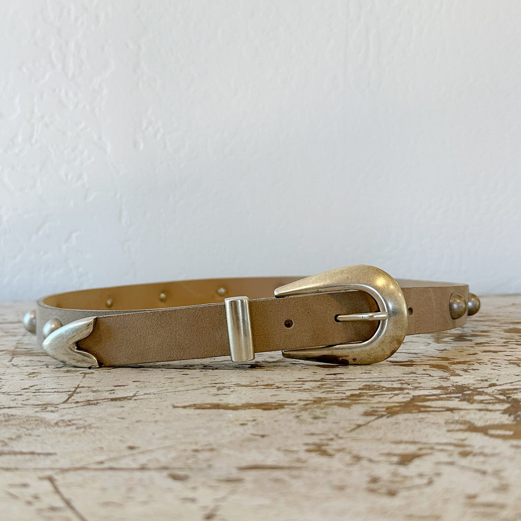 Larkin Belt, Bone