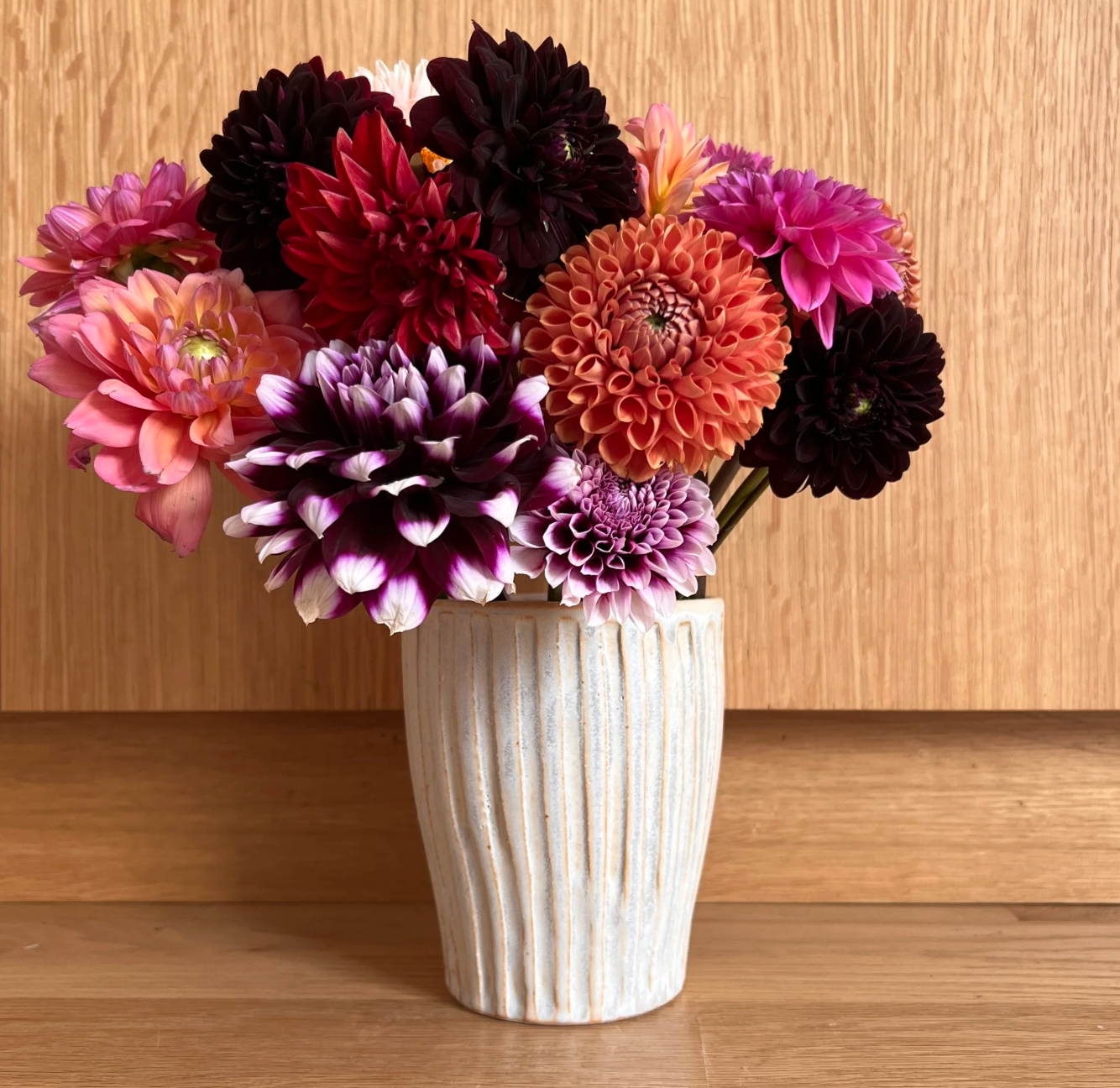 Michelle Hartney Lorna Vase